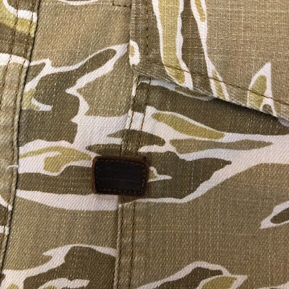 G. STAR RAW Camo Button Up Shirt - Picture 8 of 13